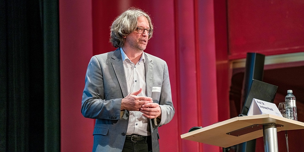 Prof. Andreas Pautz