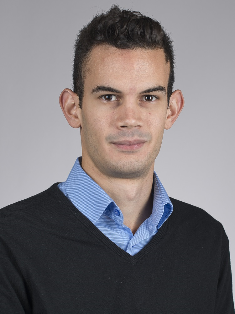 Chionis Dionysios, Axpo