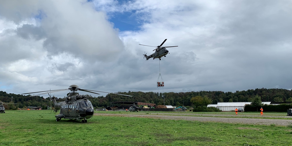 Armeetransport von Material