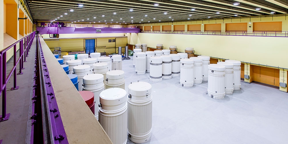 La halle de stockage des déchets hautement radioactifs du Zwilag
