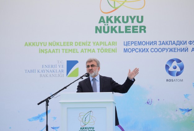 «Un pays ne peut pas se développer sans l’énergie nucléaire», explique le ministre de l’Energie Taner Yildiz lors de la pose de la première pierre du projet Akkuyu.