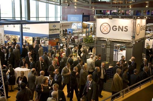 Avec plus de 1400 participants et 52 exposants de 24 pays, le congrès annuel «Kerntechnik» compte parmi les manifestations mondiales les plus importantes dans le domaine de la technique nucléaire.