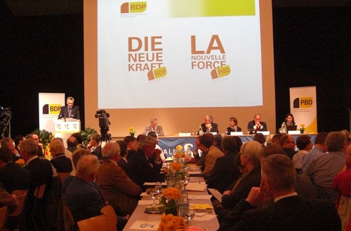 Die BDP Schweiz setzt eine Arbeitsgruppe ein, die bis zur ausserordentlichen Debatte zur Energiepolitik während der Sommersession 2011 Lösungsvorschläge ausarbeiten wird. Dies hat die Delegiertenversammlung vom 26. März 2011 beschlossen.