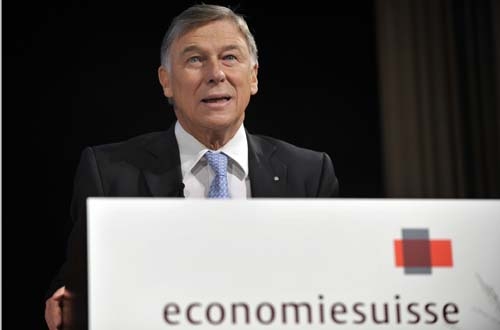 Gerold Bührer, Präsident der economiesuisse, am Tag der Wirtschaft: «Man kann es jedoch drehen und wenden wie man will, am Ersatz der auslaufenden Kernkraftwerke führt nichts vorbei.»