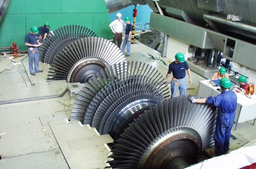 Deux des quatre turbines basse pression de la tranche 1 de Beznau sont préparées en vue de leur contrôle.