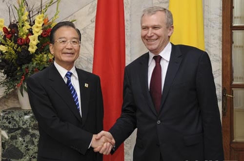 Premierminister Yves Leterme traf Chinas Ministerpräsident Wen Jiabao anlässlich des Asien-Europa-Gipfels Anfang Oktober 2010.