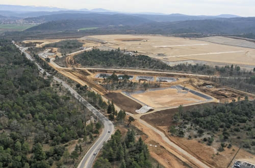 Etat du projet Iter: le chantier et les routes d’accès sont prêts.