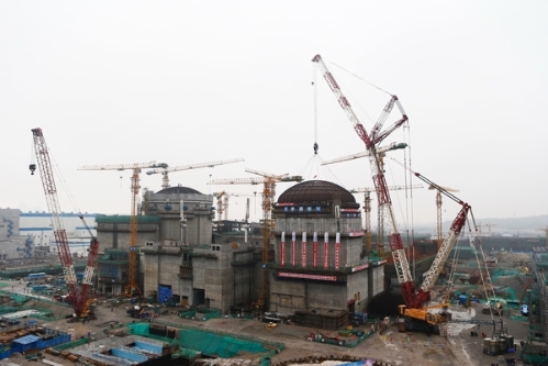 La troisième phase d’extension du site de Tianwan (qui concerne les tranches 5 et 6) a franchi une étape importante avec la pose du dôme de Tianwan 6.