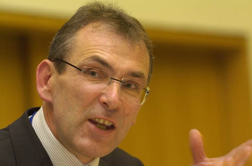 Andris Piebalgs: «Die nukleare Sicherheit ist eine absolute Priorität der EU.»