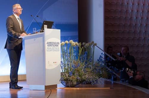 Ralf Güldner, DAtF-Präsident: «Augenmass und Vernunft bedeuten eine rationale Abwägung von Nutzen, Kosten und Risiken. Das muss auch wieder in der Energiepolitik gelten.»