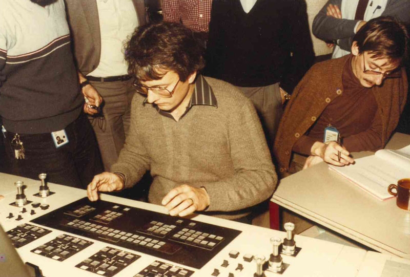 Arbeitsplatz Kommandoraum: Willi Rey um 1984, am Anfang seiner Karriere…