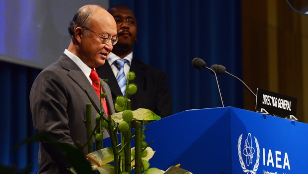 Yukiya Amano reconduit au poste de directeur général de l’AIEA pour quatre ans.