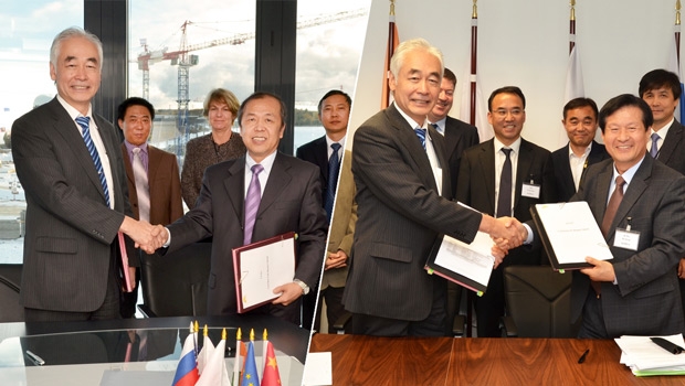 Osamu Motojima, Iter-Generaldirektor, hat mit dem stellvertretenden Generaldirektor von Iter-China, Luo Dalong (linkes Bild), und dem Leiter von Iter-Südkorea, Kijung Jung (rechtes Bild), in der zweiten Novemberhälfte 2013 einen Vertrag für die Lieferung von Abschirmplatten für den Internationalen Thermonuklearen Experimentalreaktors (Iter) unterzeichnet.