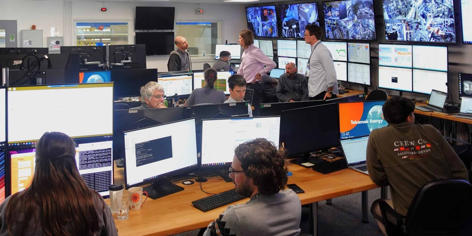 La salle de commande du réacteur de fusion ST40