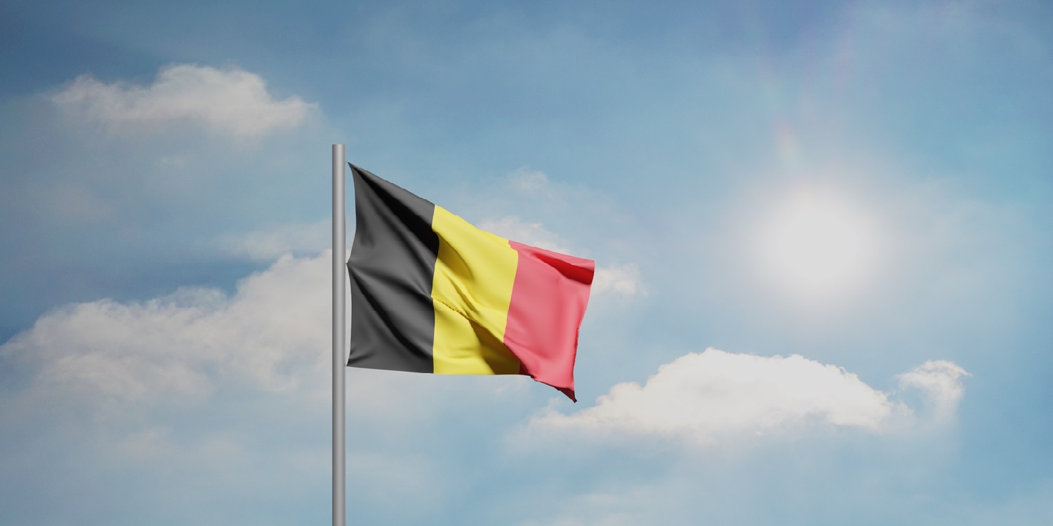 Flagge Belgien im Wind