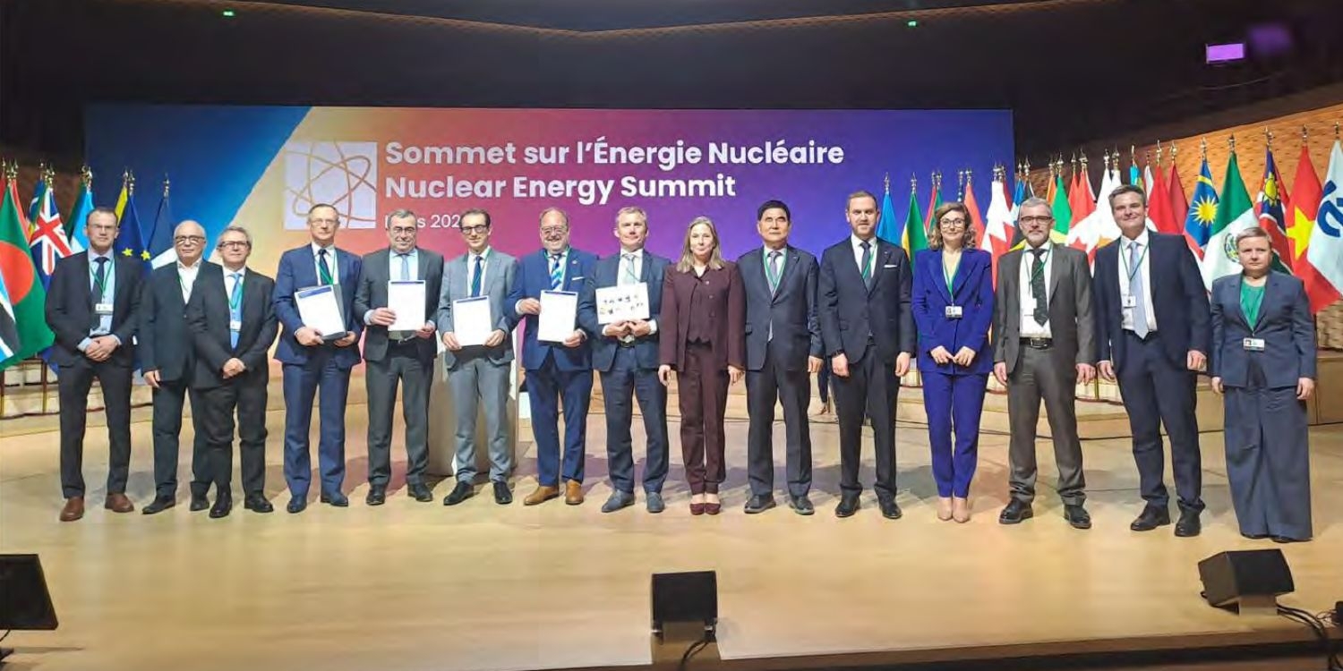 Unterzeichnende am Nuclear Energy Summit 2026