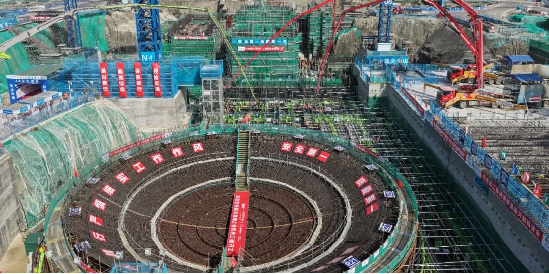 Bau von Lufeng-2 in China