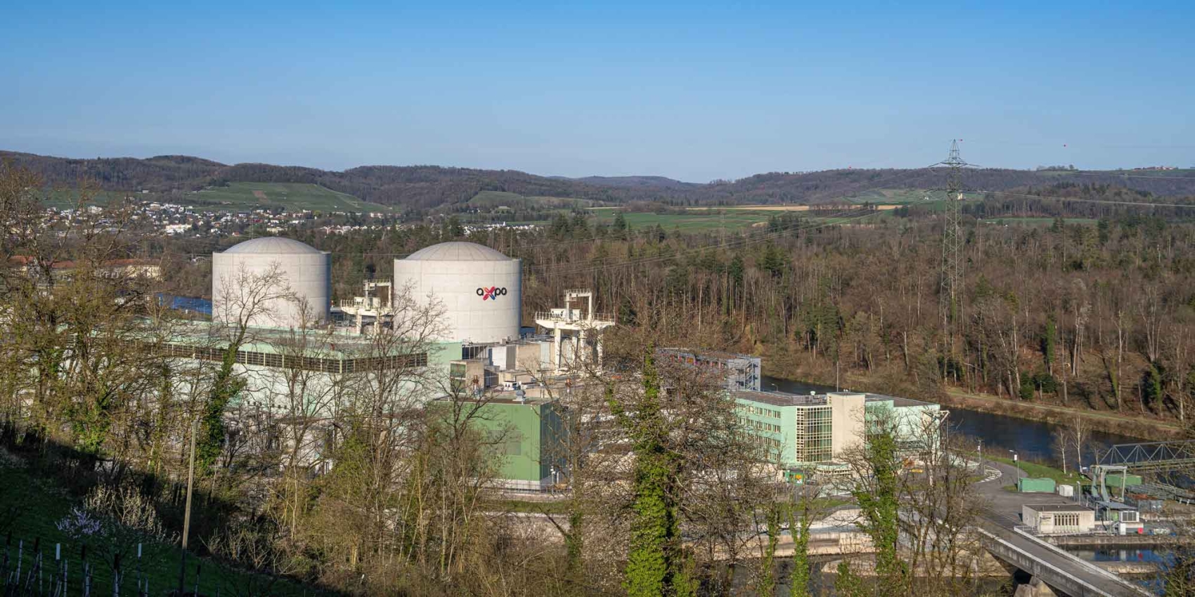 Das Kernkraftwerk Beznau an der Aare