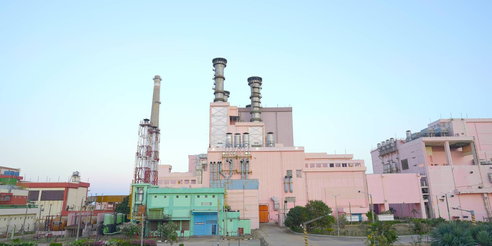 Aussenansicht des  Prototype Fast Breeder Reactors