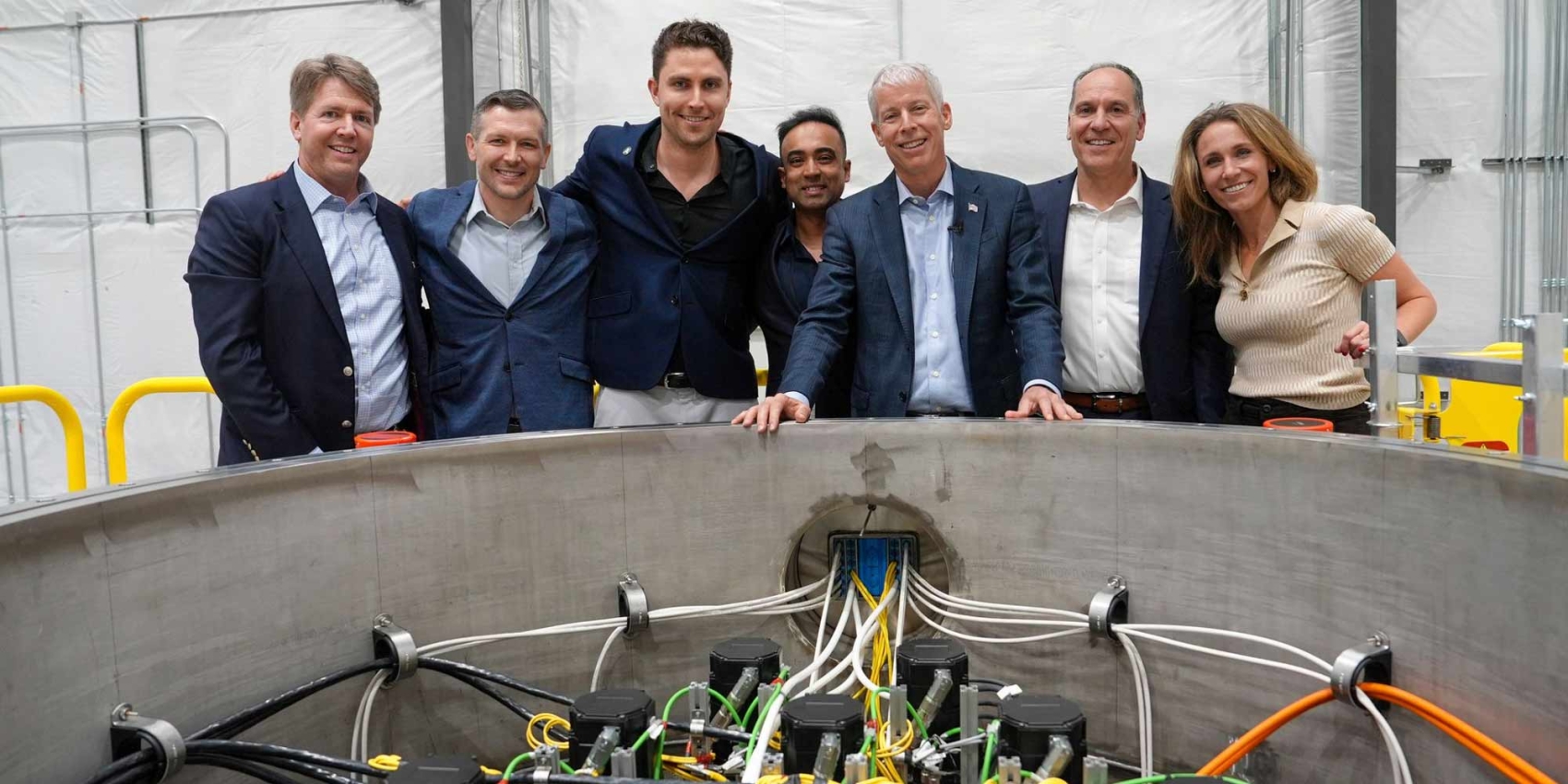 Gruppenbild mit Energieminister Wright